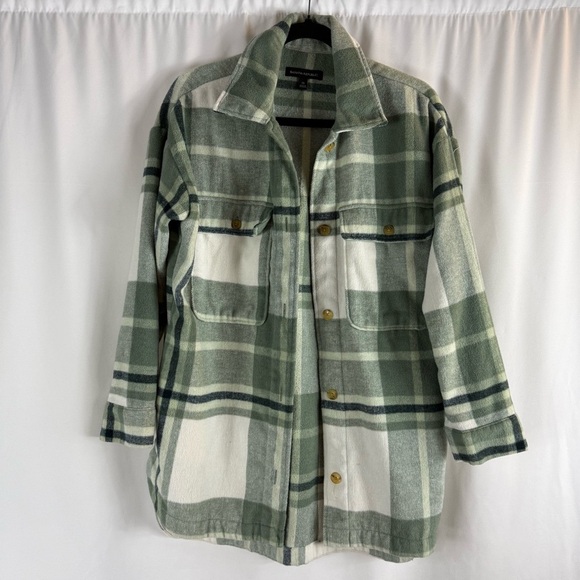 Banana Republic Women's Plaid Flannel Shirt Jacket, Black/Green/Brow - Picture 3 of 15